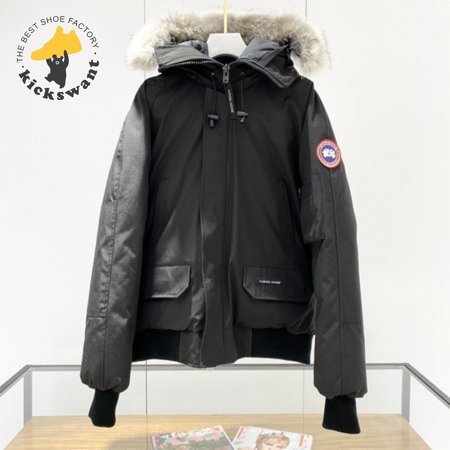 Canada Goose Bomber Down Jacket