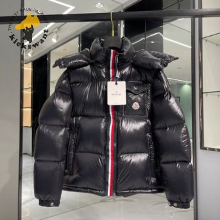 Moncler Montbeliard Short Down Jacket Black