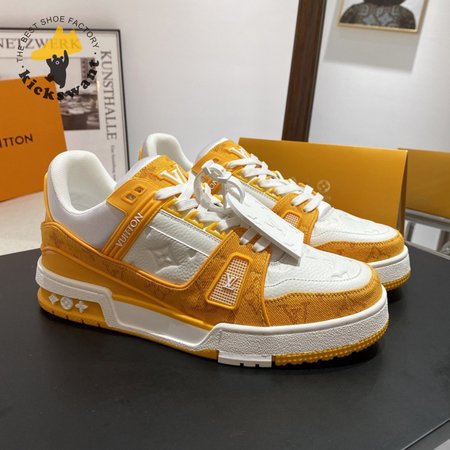 trainer white orange