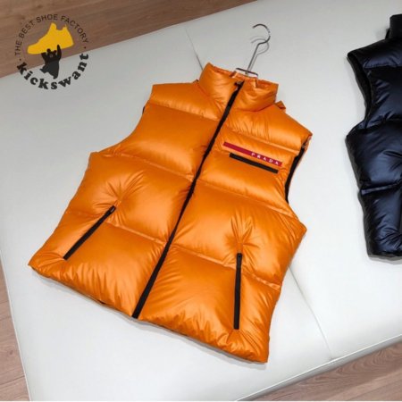 Prada Vest MC330138