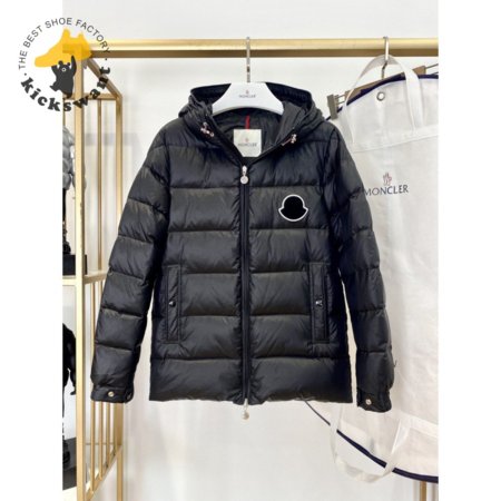 Moncler 2020 Down Jacket MC330044