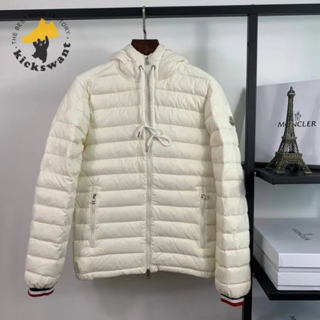 Moncler 2020 Down Jacket MC330053