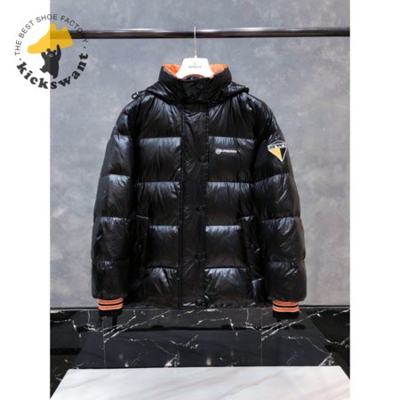 Burberry Down Jacket MC330177